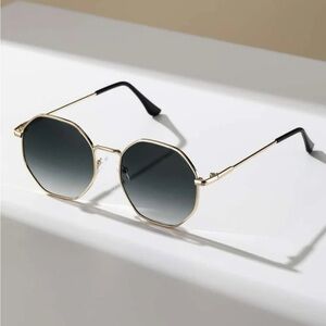 ⚠️Clearance Black And Gold Ombré Metal Frame Fashionable Women’s Sunglasses